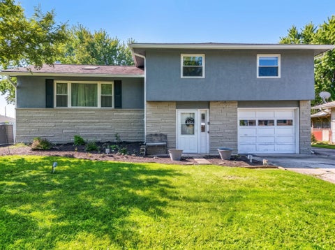 Photo of 4475 Beacon Hill Road, Columbus, OH 43228 (MLS # 226033119)