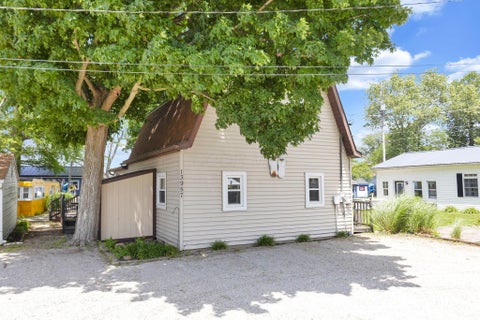 Tiny photo for 13957 Custers Point Road NE, Thornville, OH 43076 (MLS # 226023664)