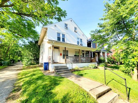 Photo of 525-527 E Tompkins Street, Columbus, OH 43202 (MLS # 226006565)