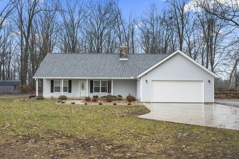 Photo of 3934 County Road 15, Marengo, OH 43334 (MLS # 226006398)