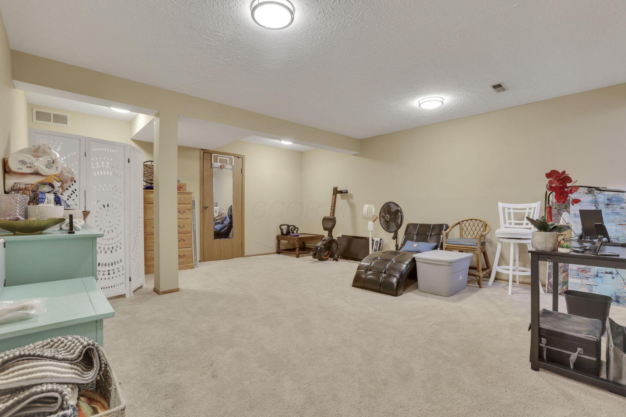 1165 Cambridge Way, Pickerington, Ohio image 37