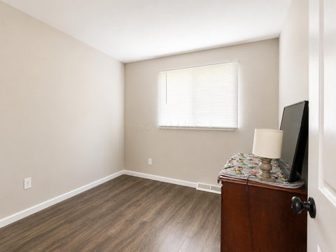 Tiny photo for 2947 Thornell Way, Columbus, OH 43232 (MLS # 226026632)