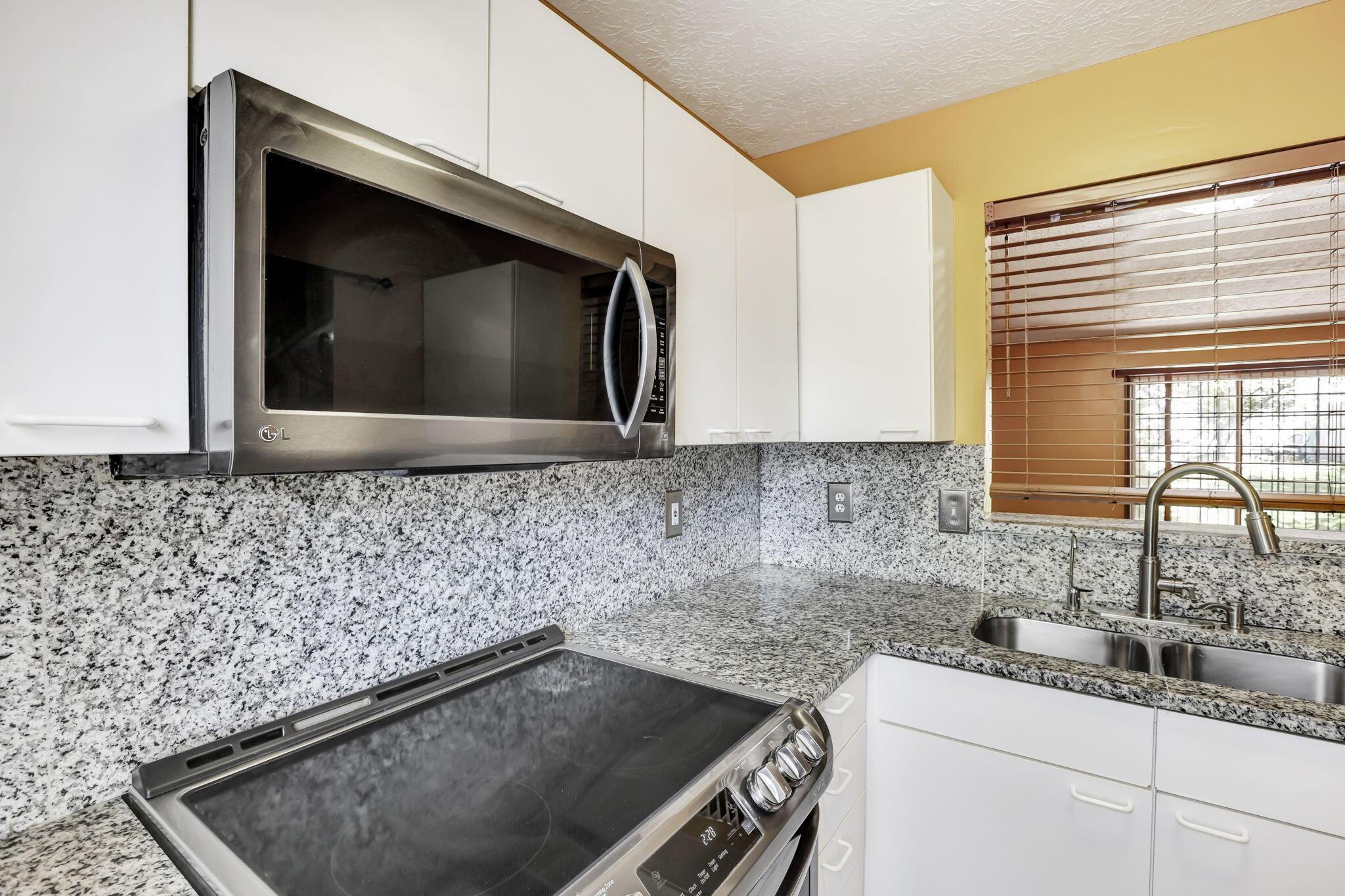 238 Malloy Lane #79D, Blacklick, Ohio image 20