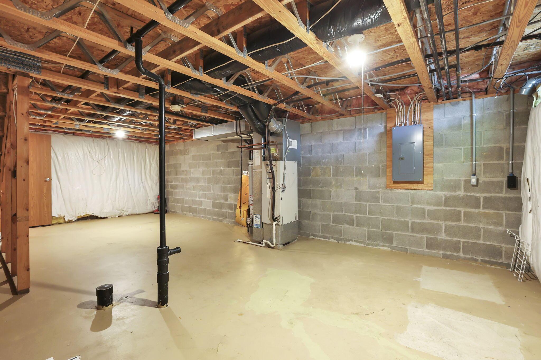 238 Malloy Lane #79D, Blacklick, Ohio image 33
