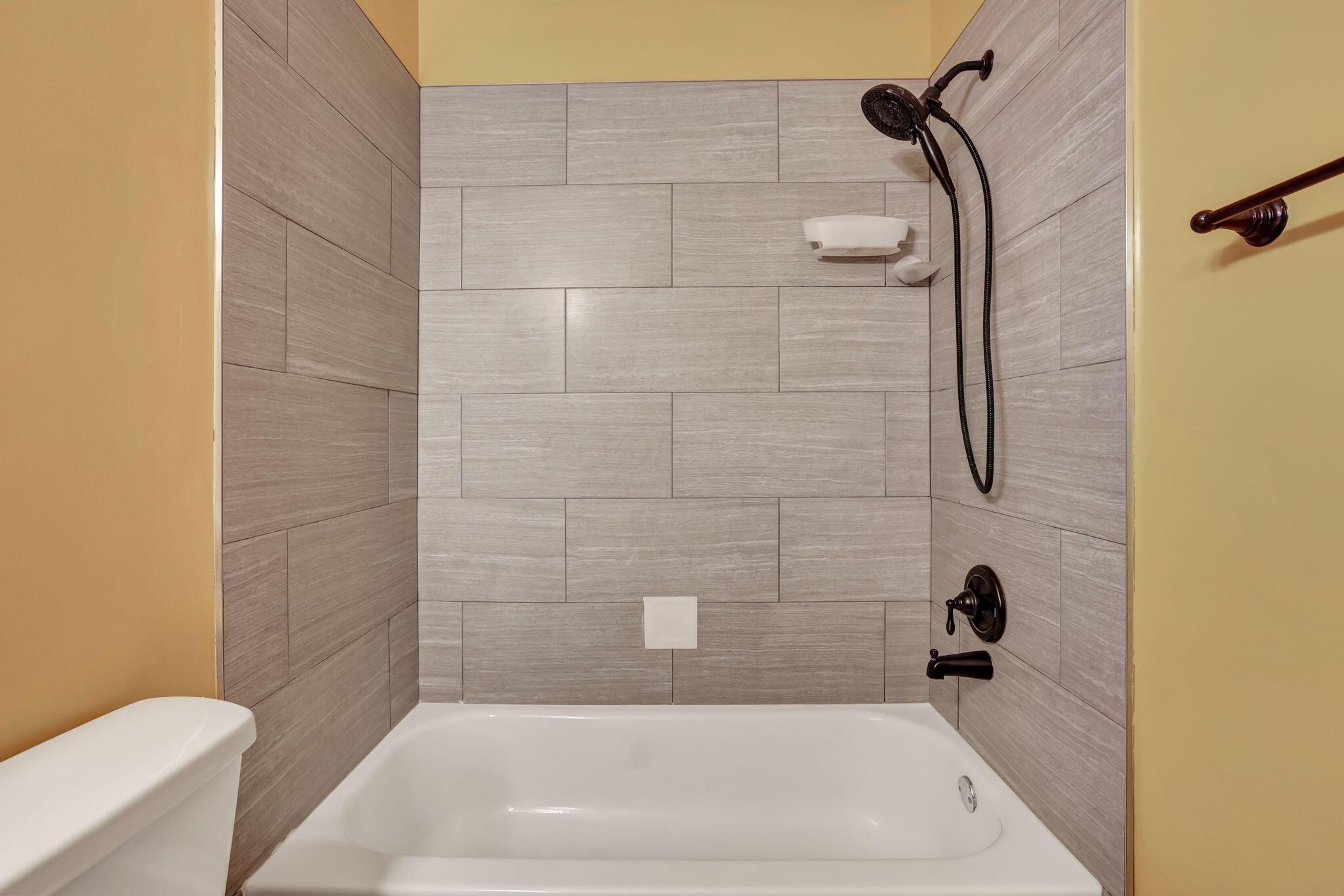 238 Malloy Lane #79D, Blacklick, Ohio image 26