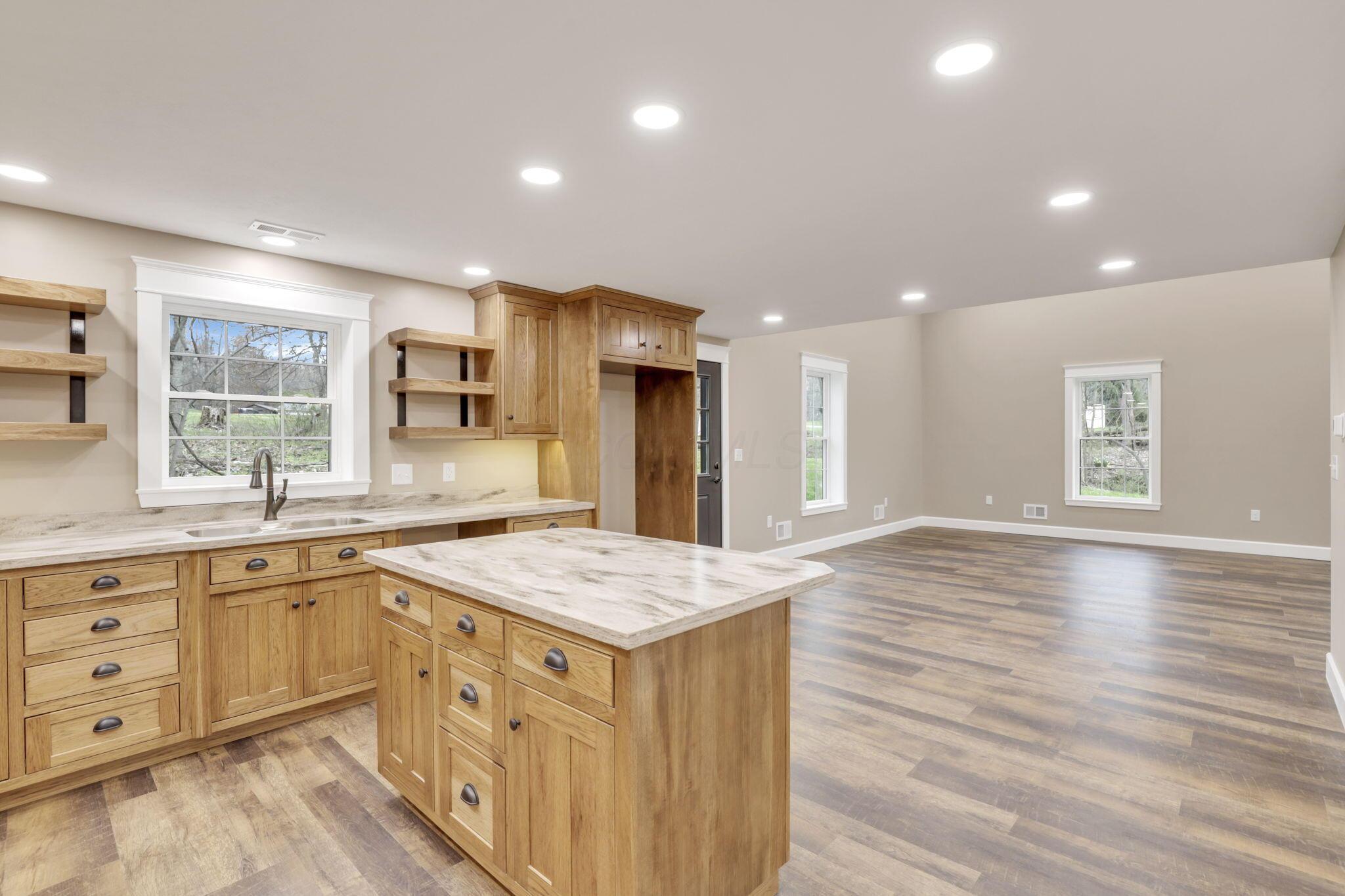 889 Blacksnake Road, Utica, Ohio image 14