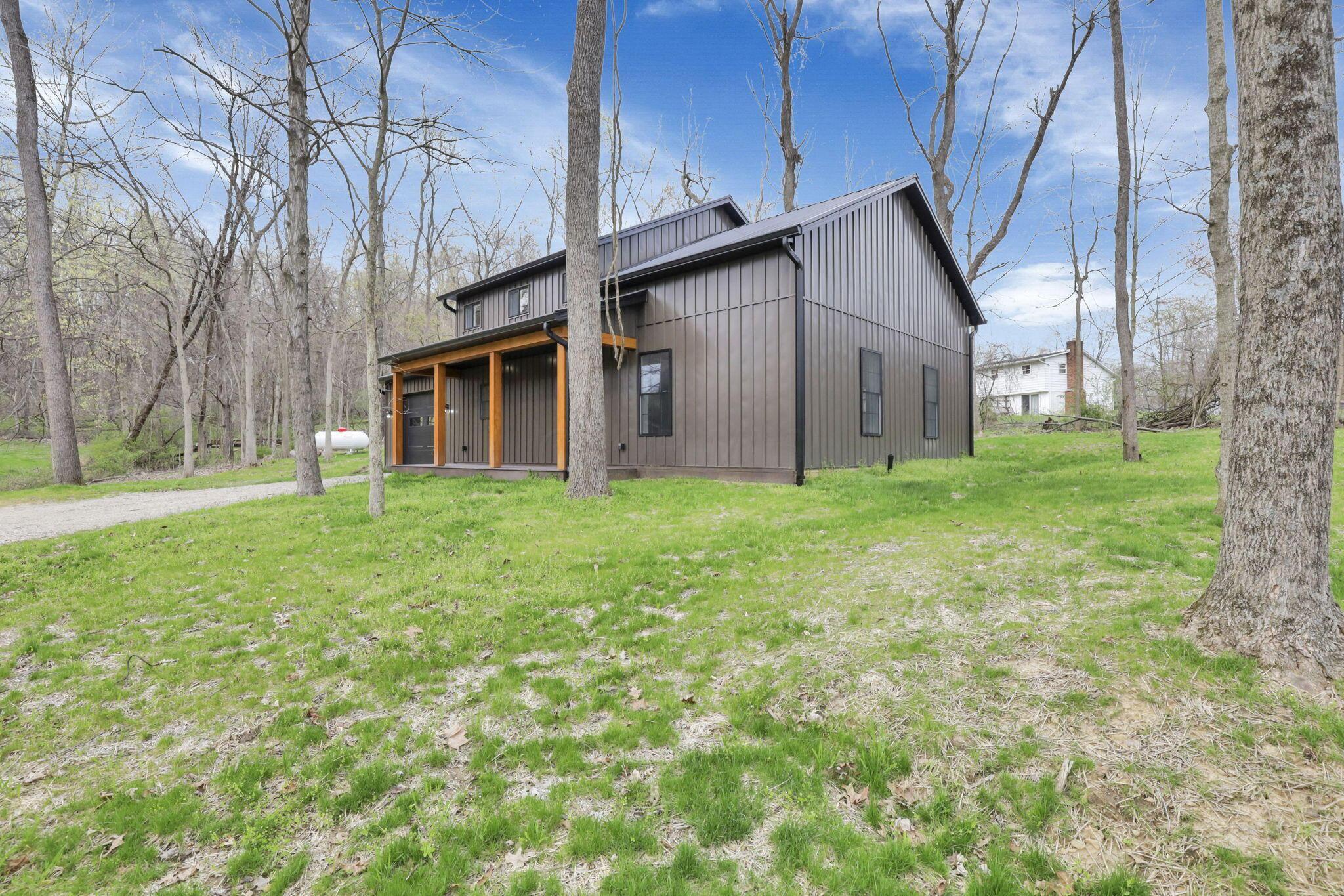 889 Blacksnake Road, Utica, Ohio image 40