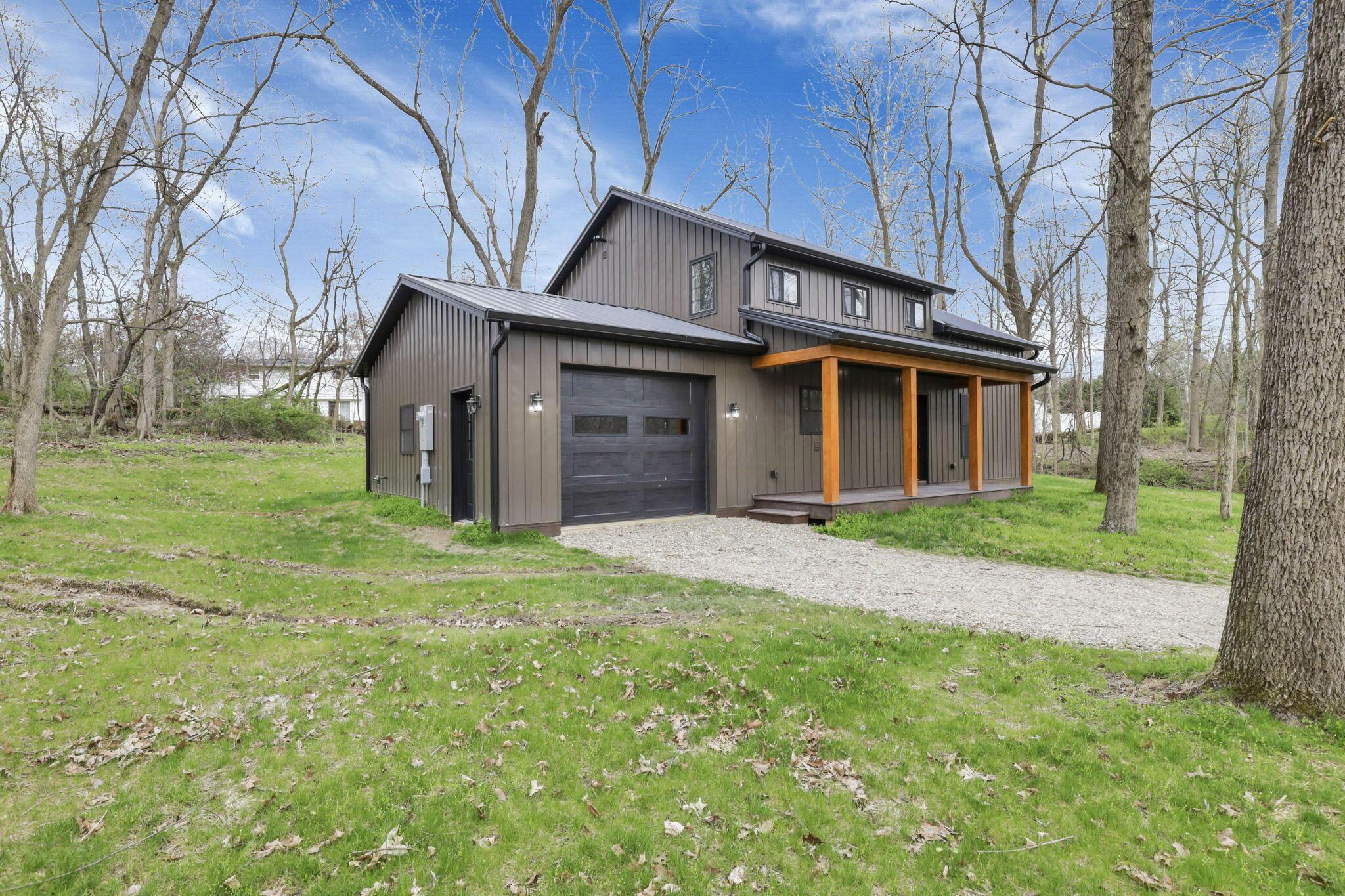889 Blacksnake Road, Utica, Ohio image 4
