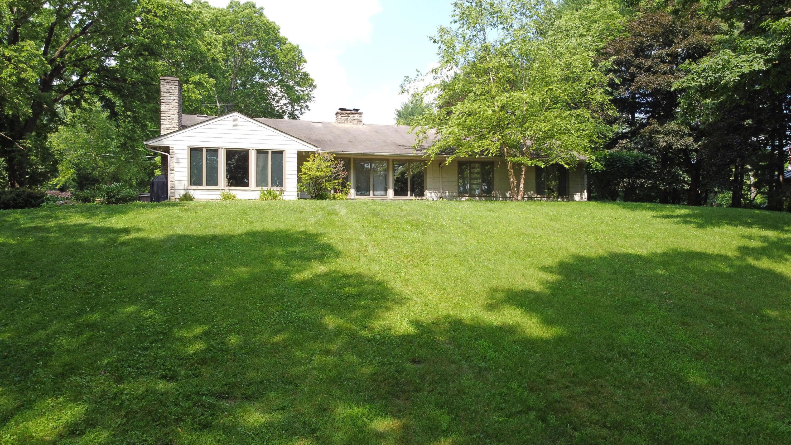 Columbus, Ohio 43221, United States, 4 Bedrooms Bedrooms, ,3 BathroomsBathrooms,Residential,Pending,185380