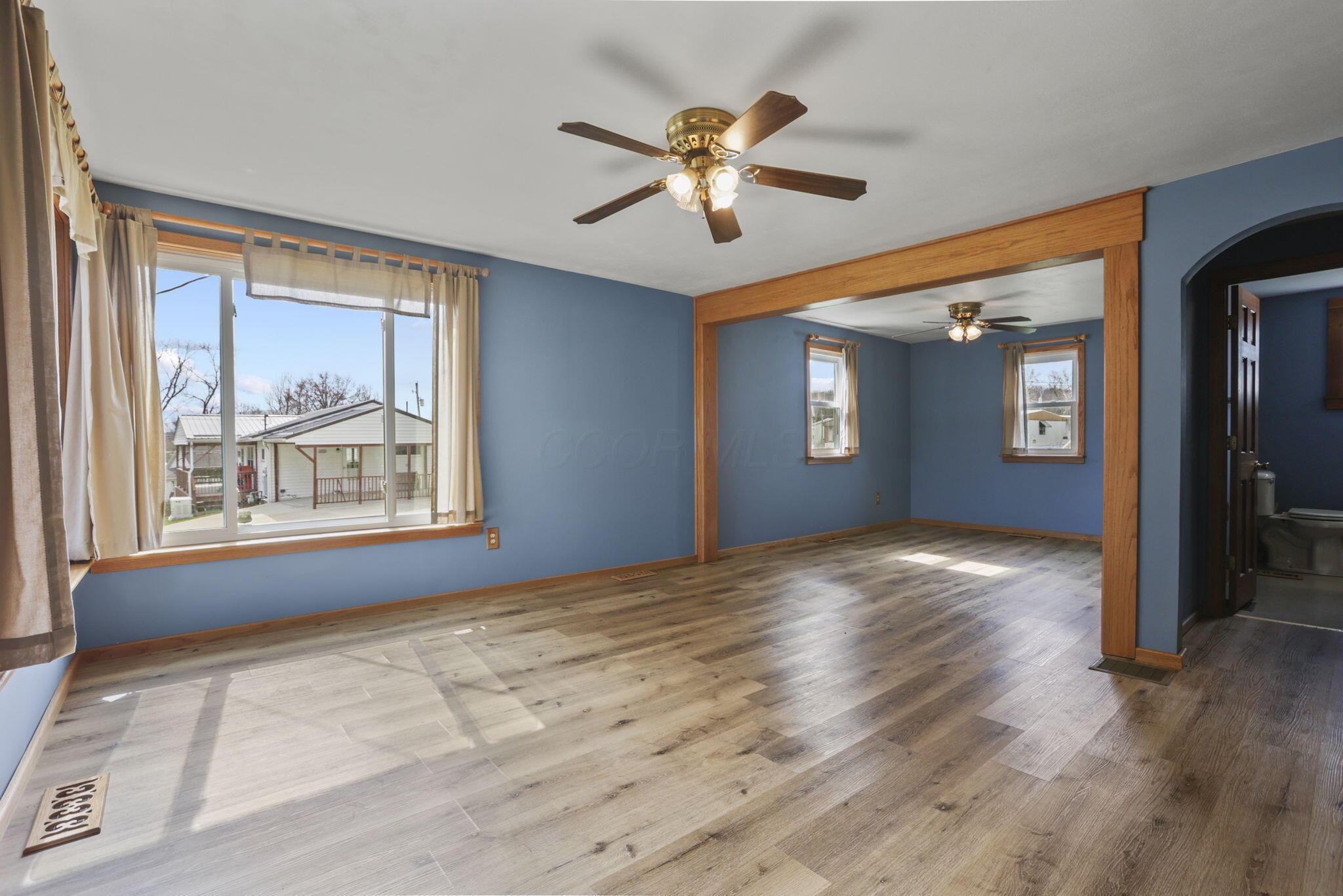 1187 Parkway Drive, Logan, Ohio image 9