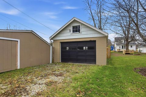 Tiny photo for 3594 Park Street, Grove City, OH 43123 (MLS # 225044785)