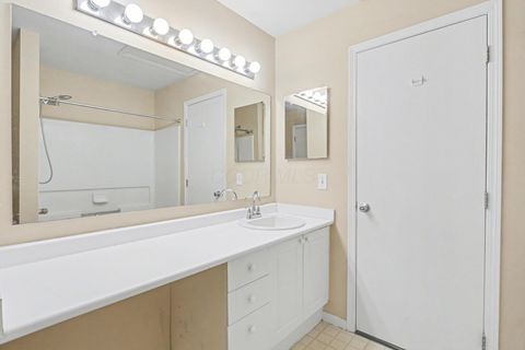 Tiny photo for 4666 Shalers Drive 49C #49C, Columbus, OH 43228 (MLS # 225044615)