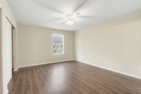 Tiny photo for 4666 Shalers Drive 49C #49C, Columbus, OH 43228 (MLS # 225044615)