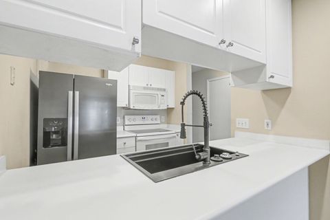 Tiny photo for 4666 Shalers Drive 49C #49C, Columbus, OH 43228 (MLS # 225044615)