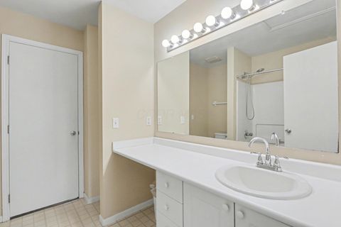 Tiny photo for 4666 Shalers Drive 49C #49C, Columbus, OH 43228 (MLS # 225044615)