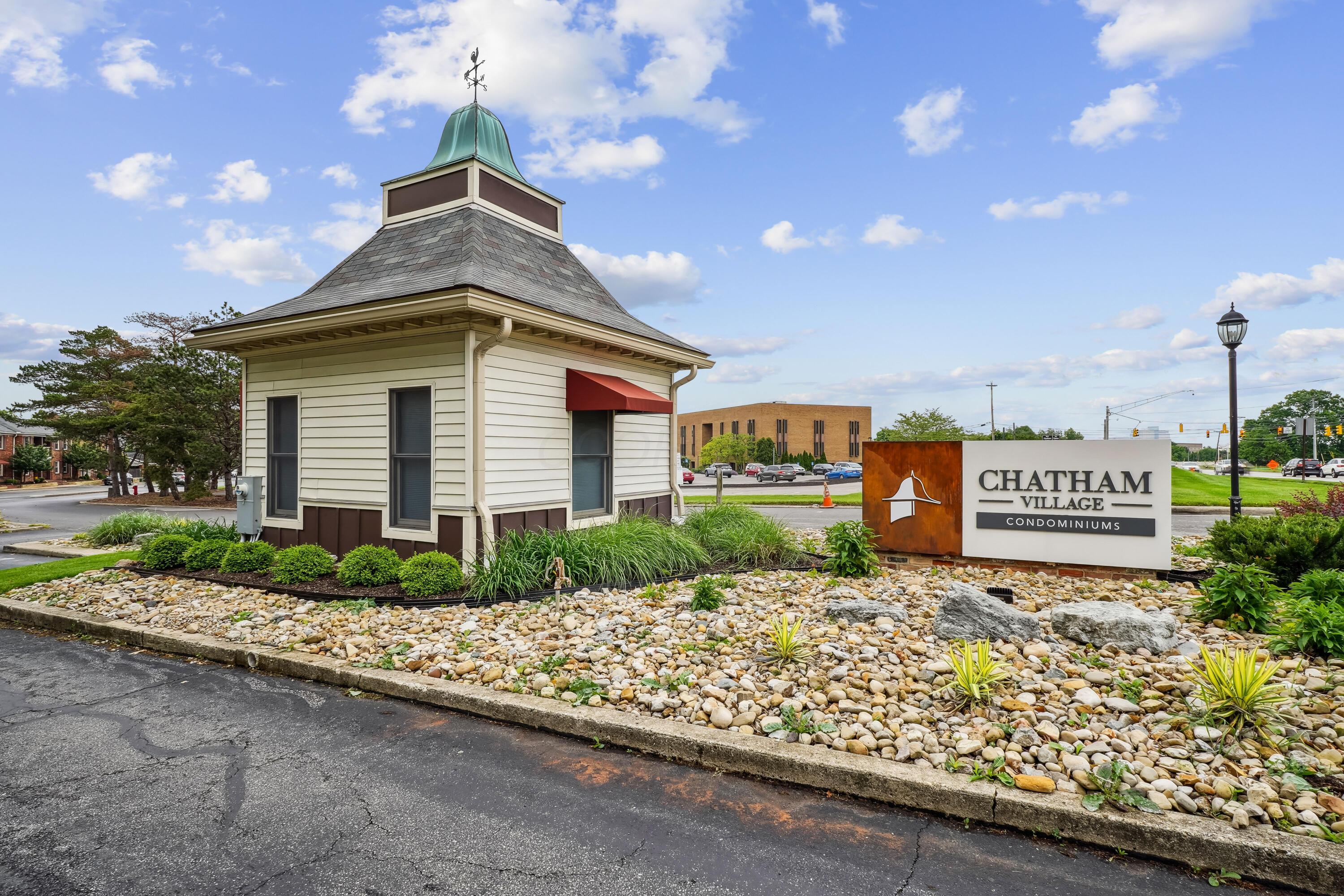 996 Chatham Lane #E, Columbus, Ohio image 32