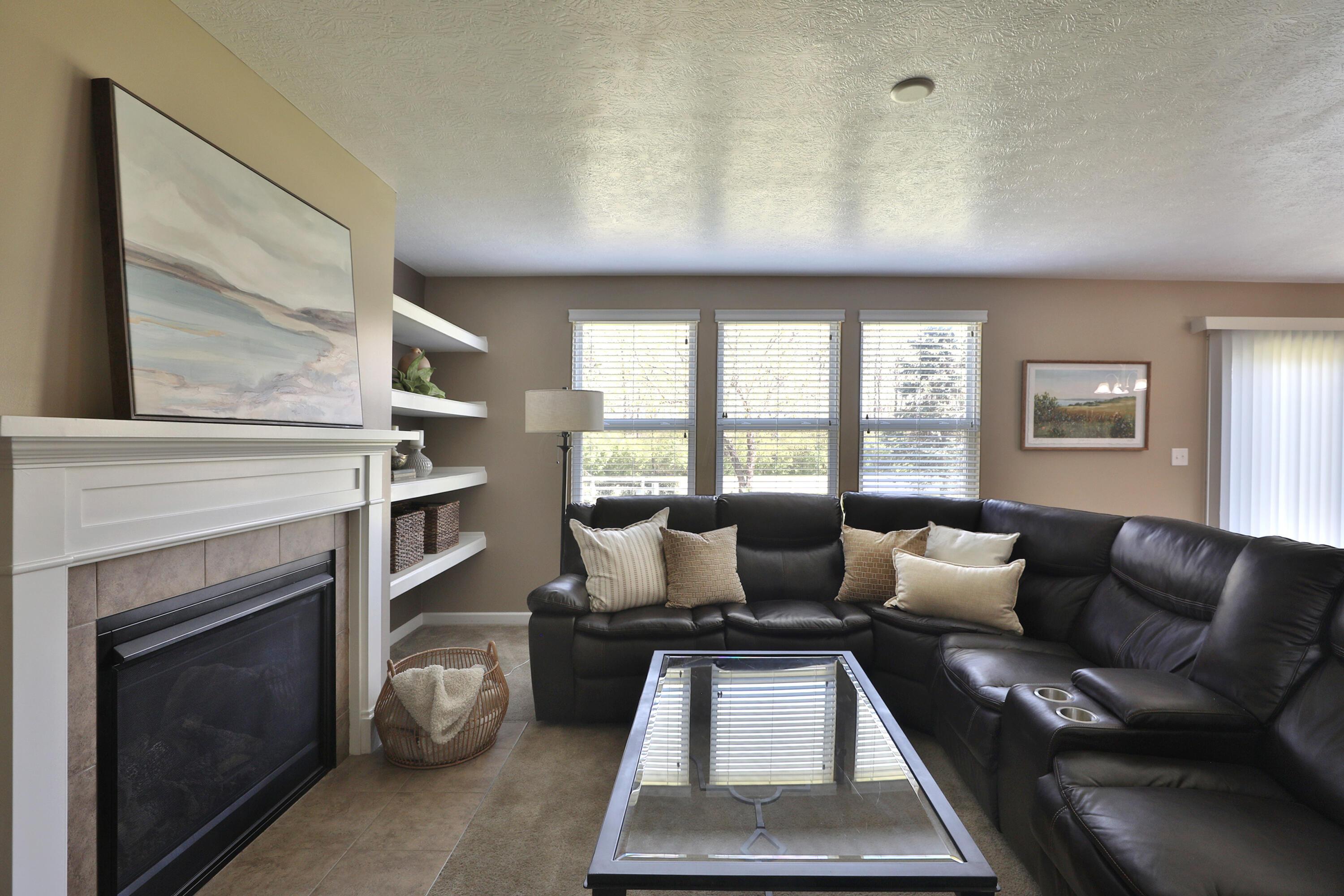 3935 Snowshoe Avenue, Grove City, Ohio image 10