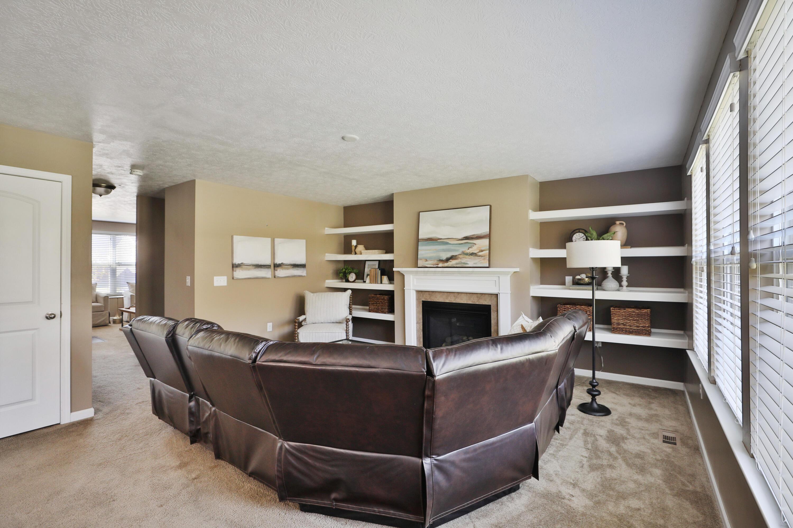 3935 Snowshoe Avenue, Grove City, Ohio image 12