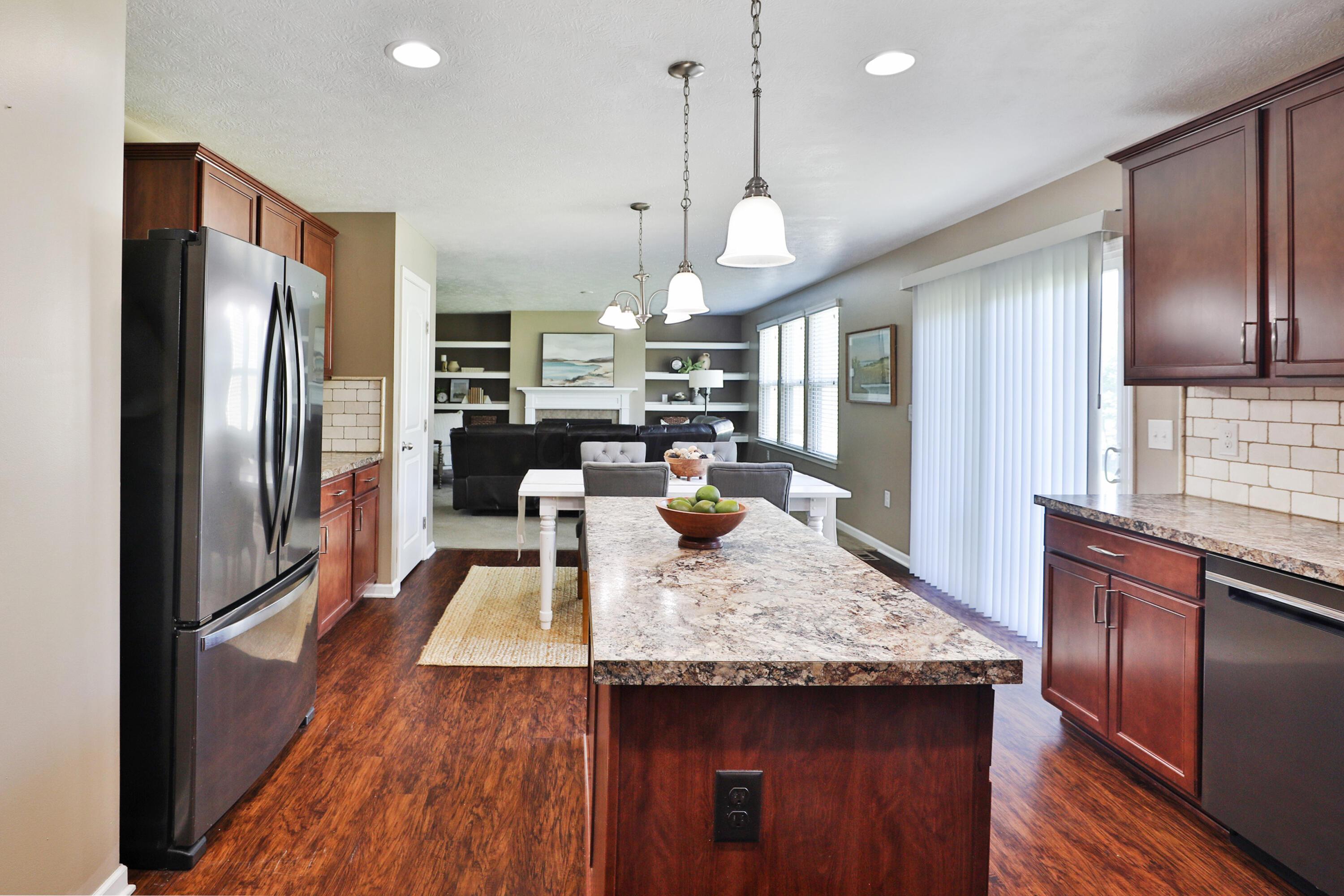3935 Snowshoe Avenue, Grove City, Ohio image 18