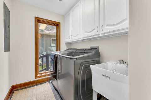 Tiny photo for 685 King Beach Drive, Howard, OH 43028 (MLS # 226022461)