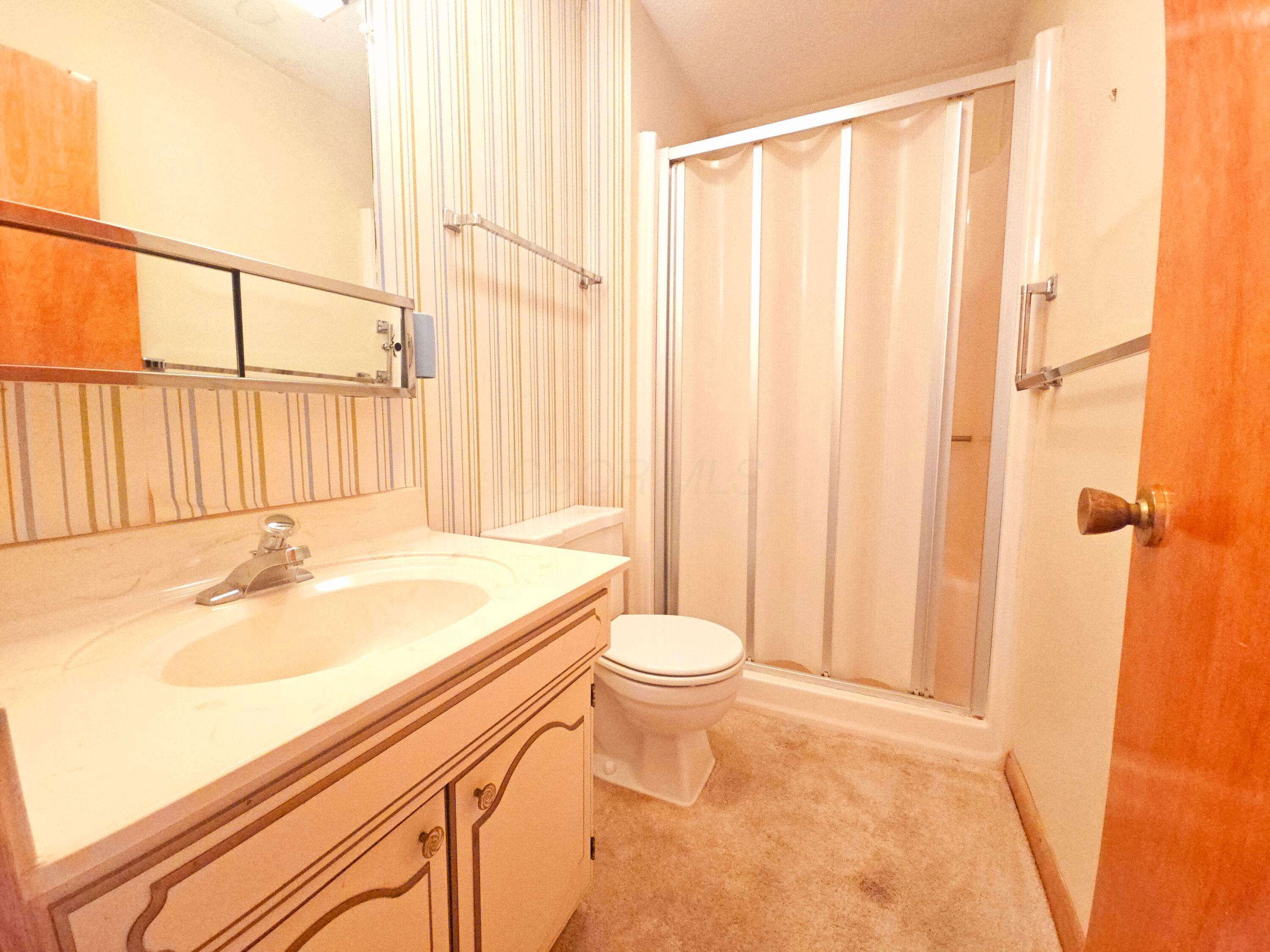218 Steven Lane, Heath, Ohio image 13