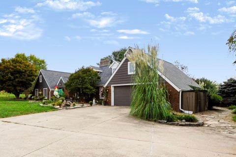 Tiny photo for 26741 Shoemaker Road, Circleville, OH 43113 (MLS # 226033862)