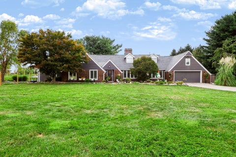 Tiny photo for 26741 Shoemaker Road, Circleville, OH 43113 (MLS # 226033862)