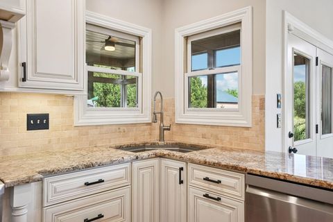 Tiny photo for 6772 Ohio Canal Court NW, Canal Winchester, OH 43110 (MLS # 225036972)