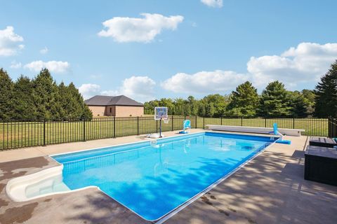 Tiny photo for 6772 Ohio Canal Court NW, Canal Winchester, OH 43110 (MLS # 225036972)