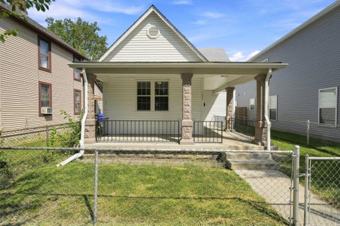 Photo of 134 Wisconsin Avenue, Columbus, OH 43222 (MLS # 226034456)