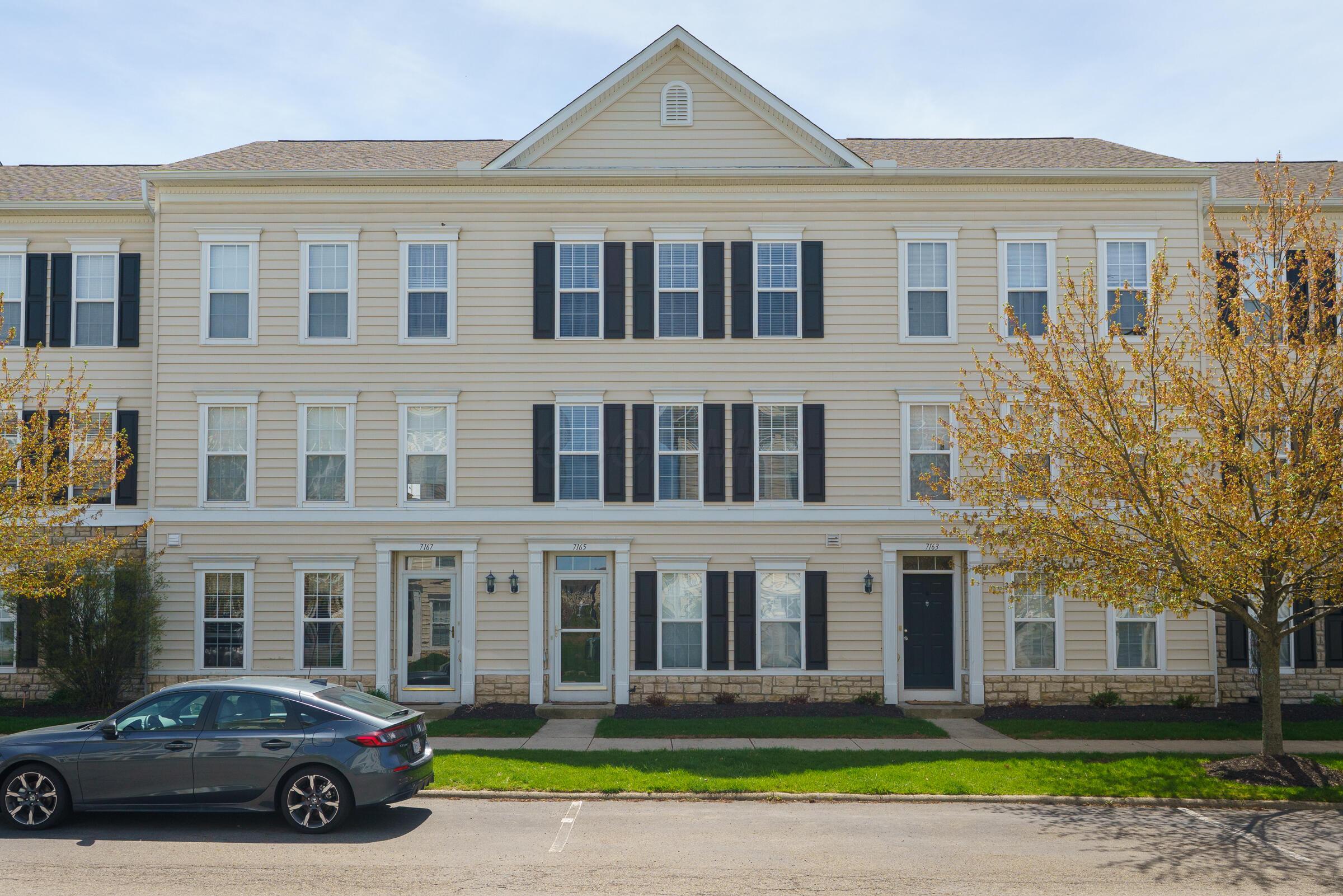 7165 Billy Goat Drive, New Albany, Ohio image 2