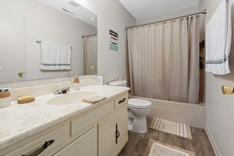Tiny photo for 823 Red Oak Trail Trail, Mansfield, OH 44904 (MLS # 225039594)