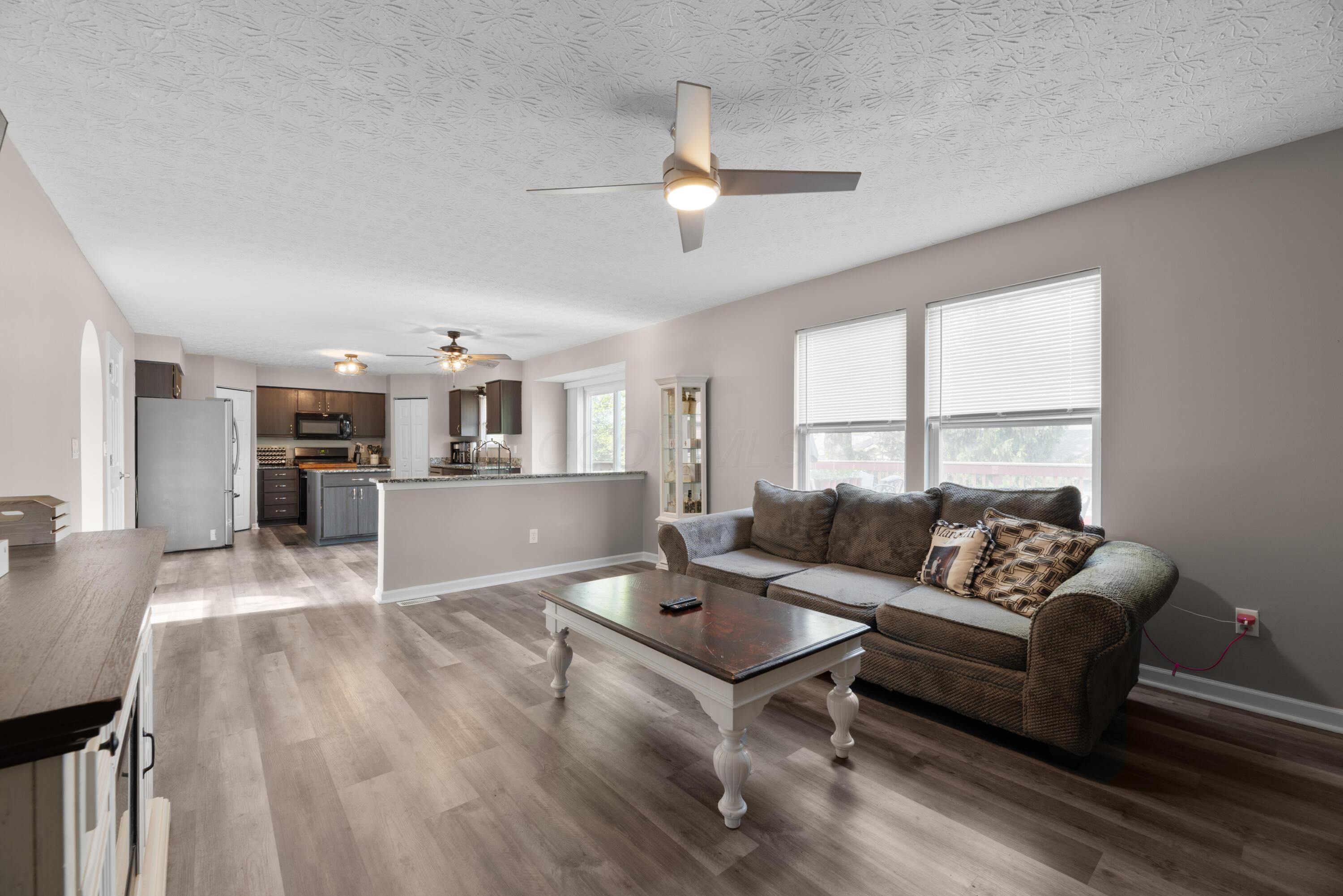 352 Evergreen Circle, Pickerington, Ohio image 24