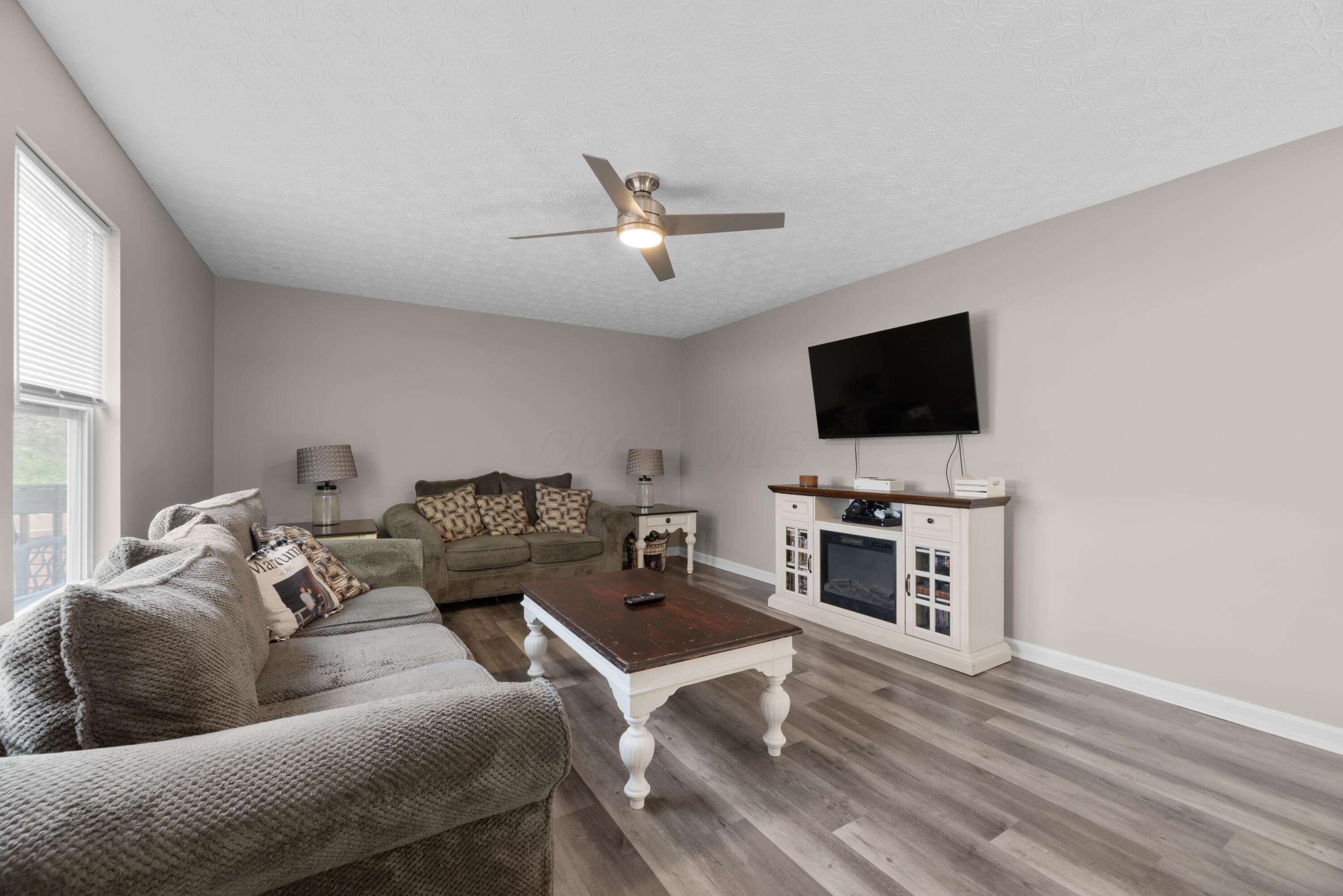 352 Evergreen Circle, Pickerington, Ohio image 26