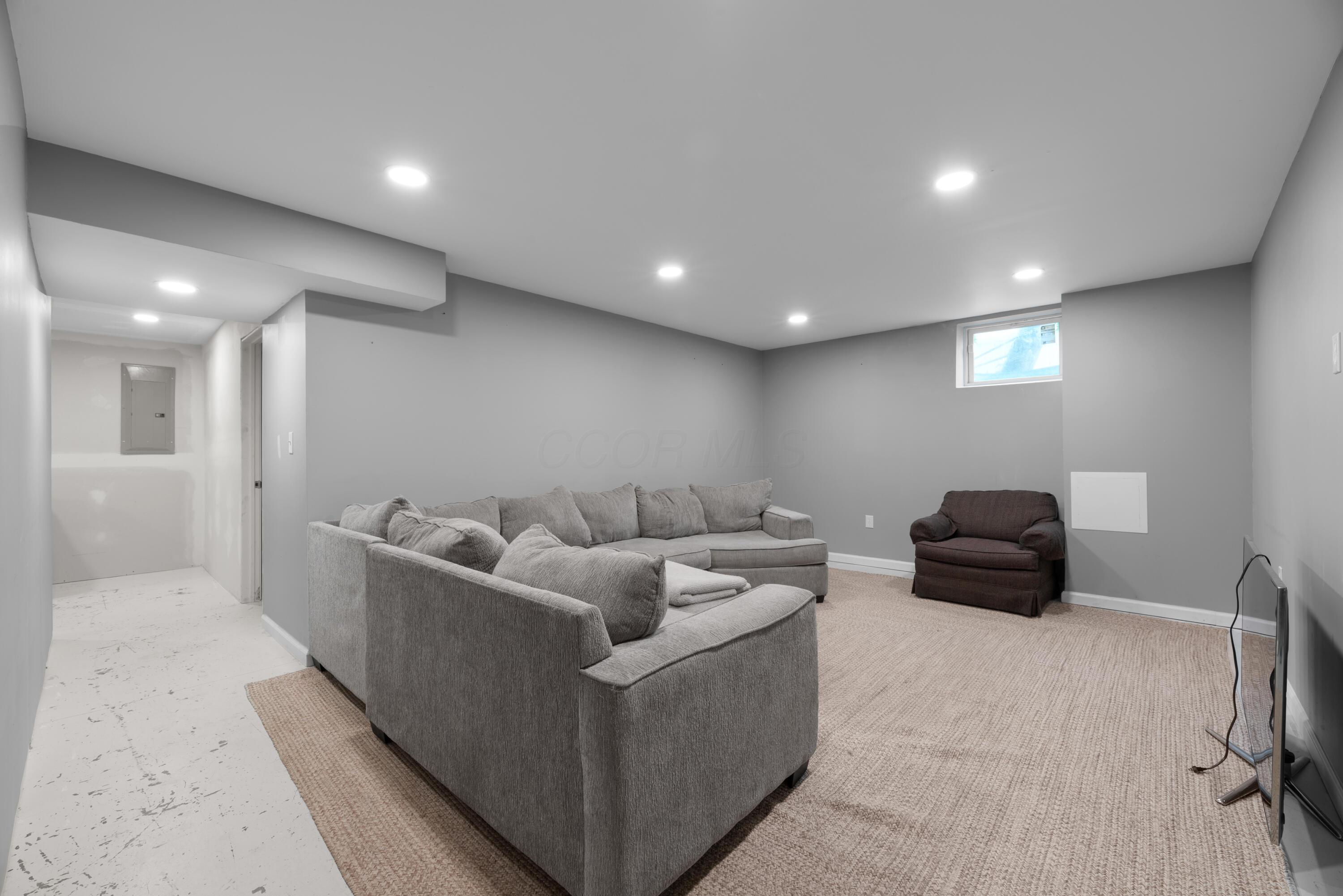 352 Evergreen Circle, Pickerington, Ohio image 27