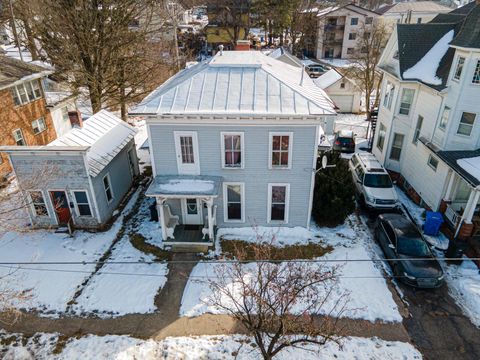 Multifamily For Sale - 52 N Main Street<br/> Morrow County, Mount Gilead, OH 43338