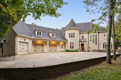 Photo of 430 Trillium Drive, Galloway, OH 43119 (MLS # 226036180)