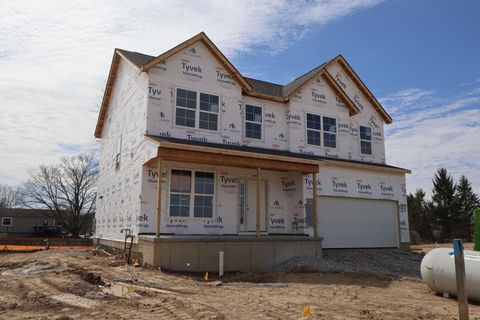 Photo of 8169 Griffin Drive, Reynoldsburg, OH 43068 (MLS # 226005374)