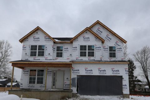 Photo of 8169 Griffin Drive, Reynoldsburg, OH 43068 (MLS # 226005374)