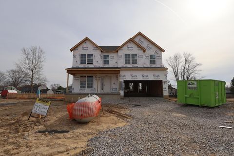 Photo of 8169 Griffin Drive, Reynoldsburg, OH 43068 (MLS # 226005374)