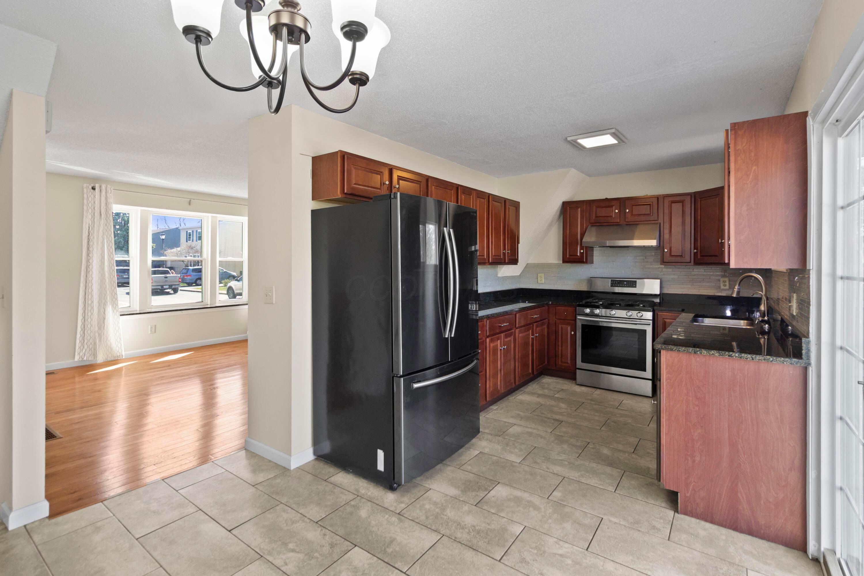 7649 Reedy Drive, Columbus, Ohio image 6