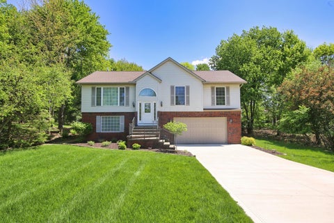 Homes For Sale - 2568 Apple Valley Drive<br/> Howard, OH 43028