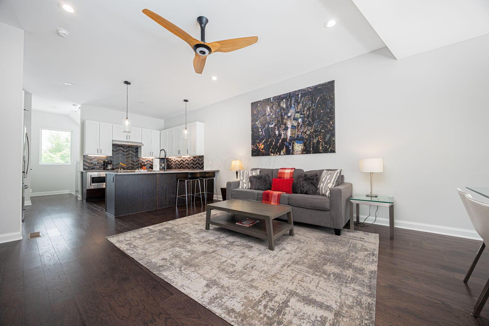 199 E 5th Avenue, Columbus, Ohio image 9