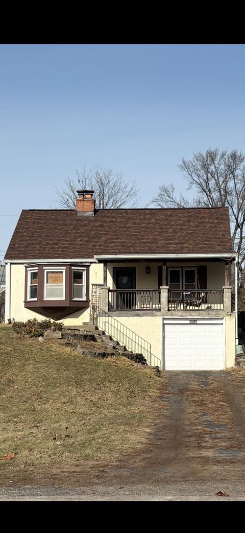 Photo of 2648 Valleyview Drive, Columbus, OH 43204 (MLS # 226002899)