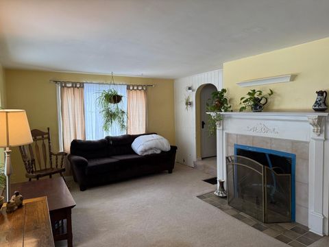 Tiny photo for 2648 Valleyview Drive, Columbus, OH 43204 (MLS # 226002899)