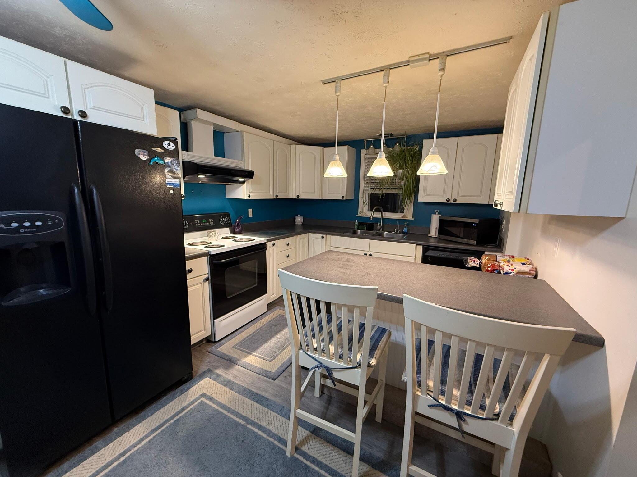 2648 Valleyview Drive