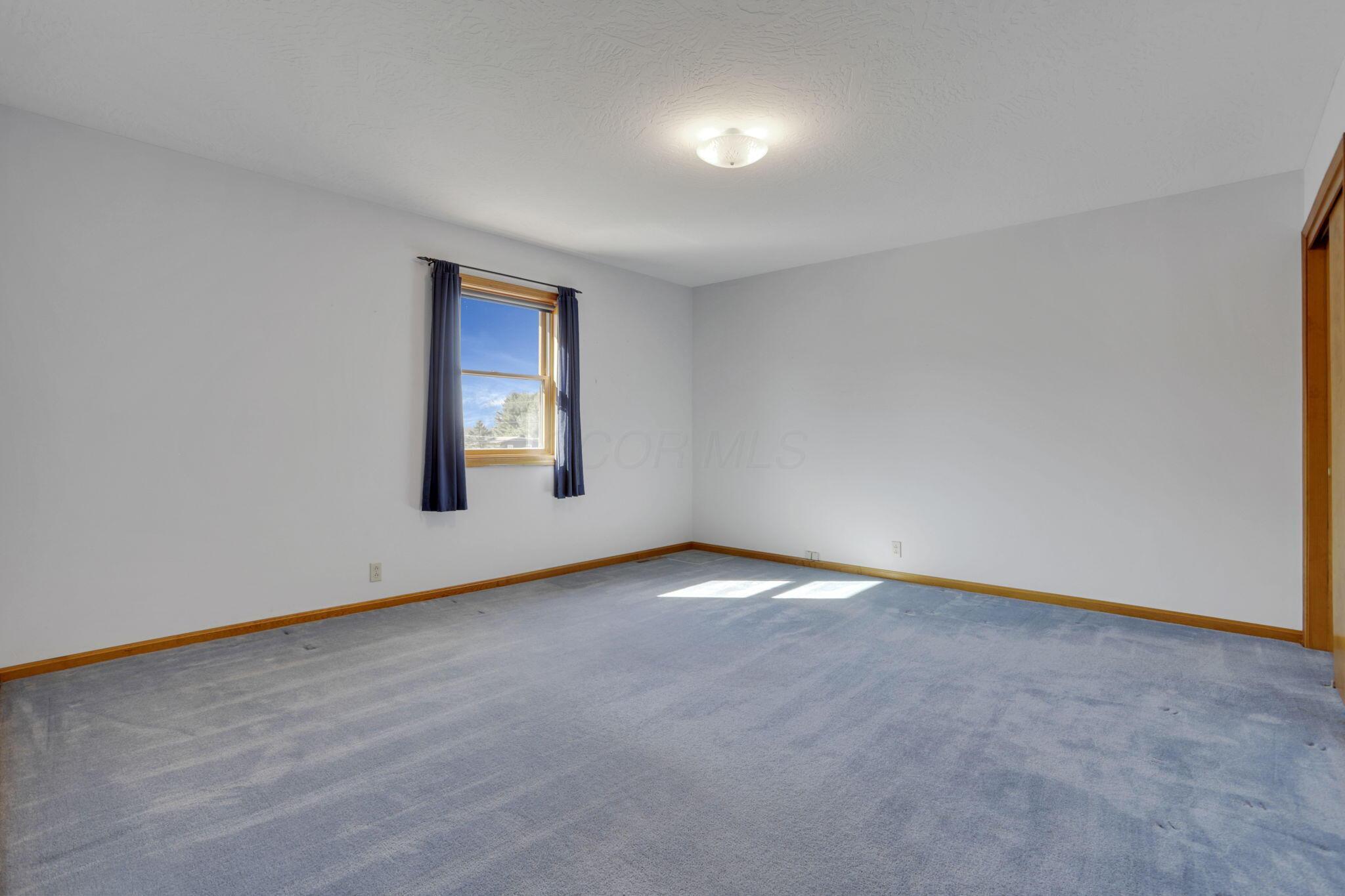 10800 Springwater Drive, Mount Vernon, Ohio image 37