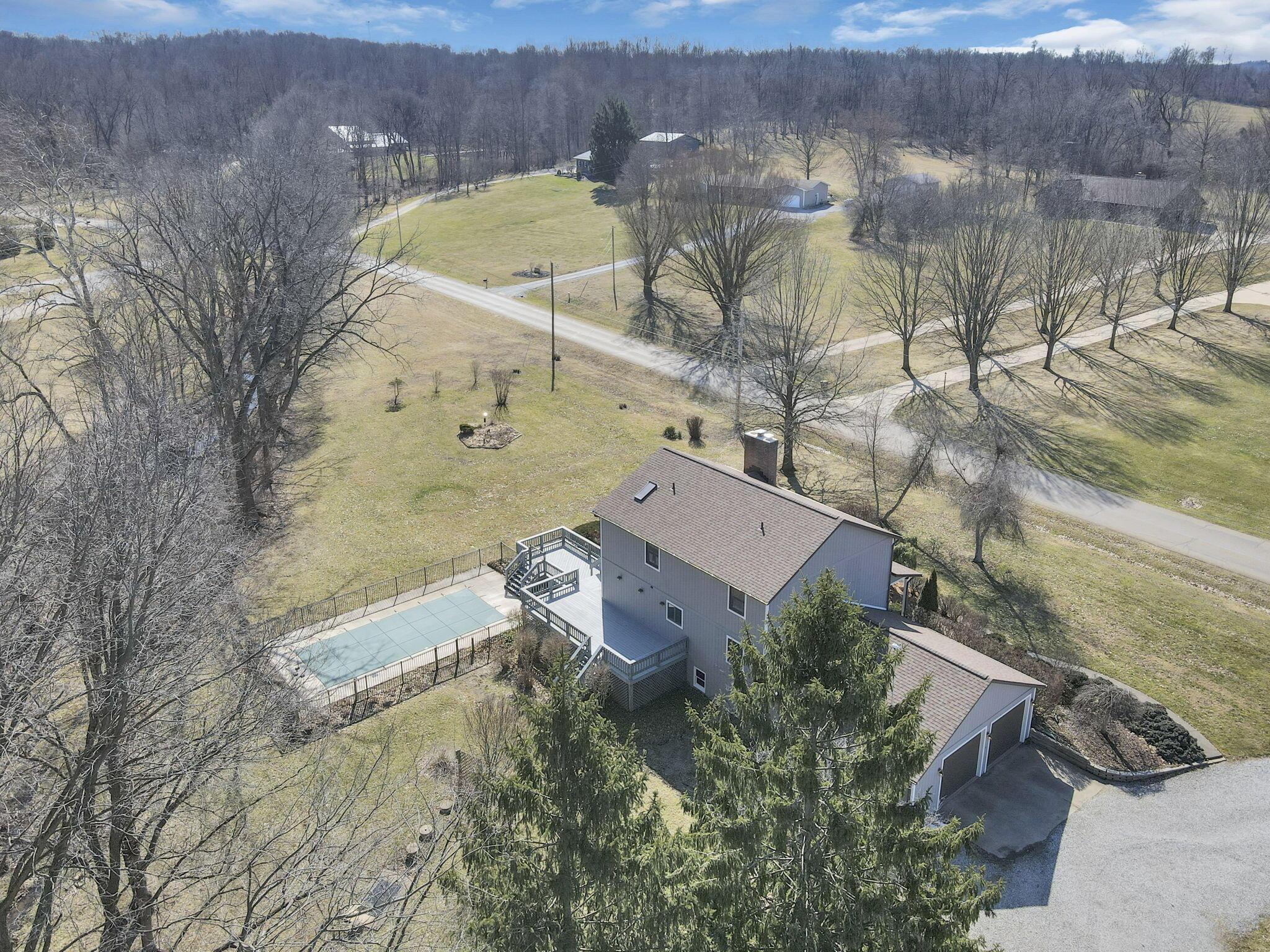 10800 Springwater Drive, Mount Vernon, Ohio image 5