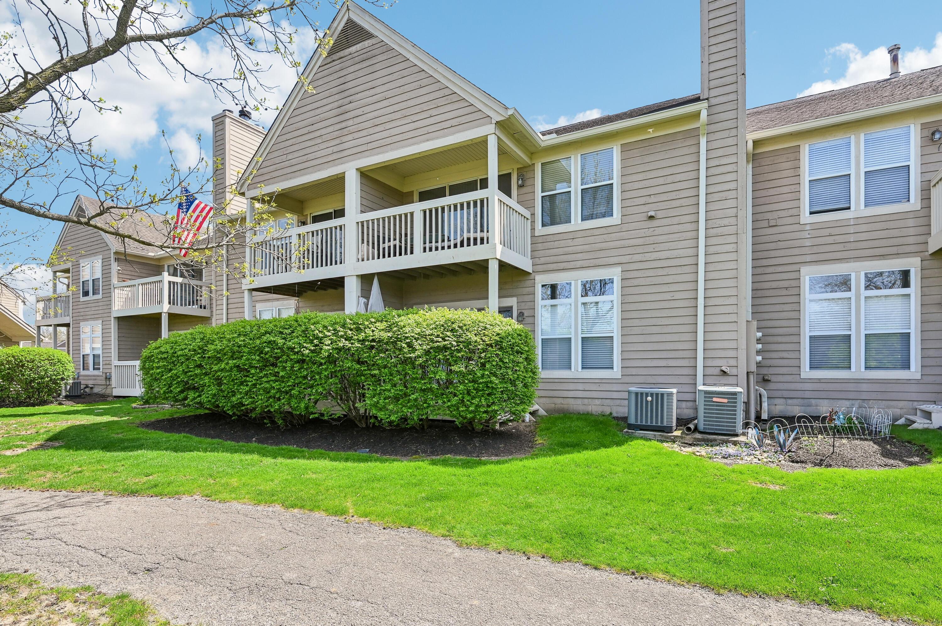 3572 Fishinger Mill Drive, Hilliard, Ohio image 2