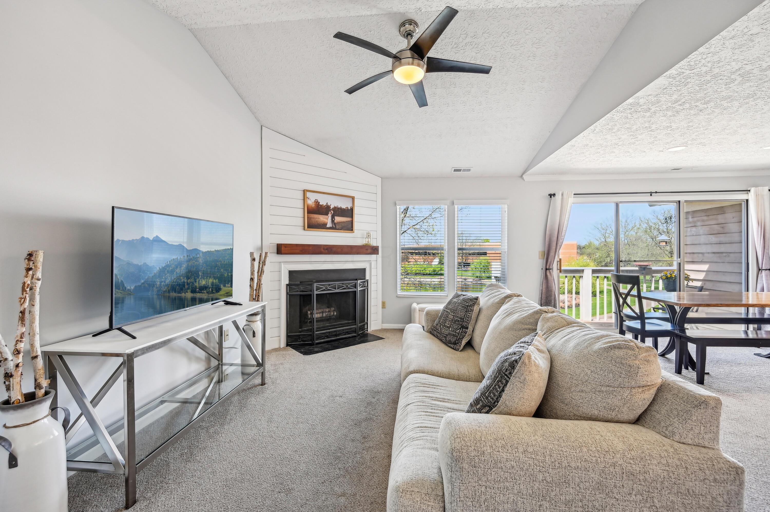 3572 Fishinger Mill Drive, Hilliard, Ohio image 5